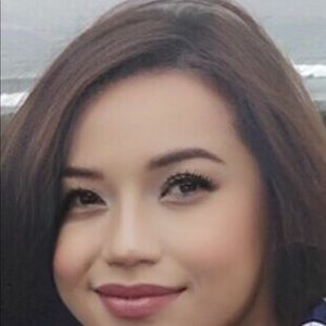 Meet your Posher, Lorna